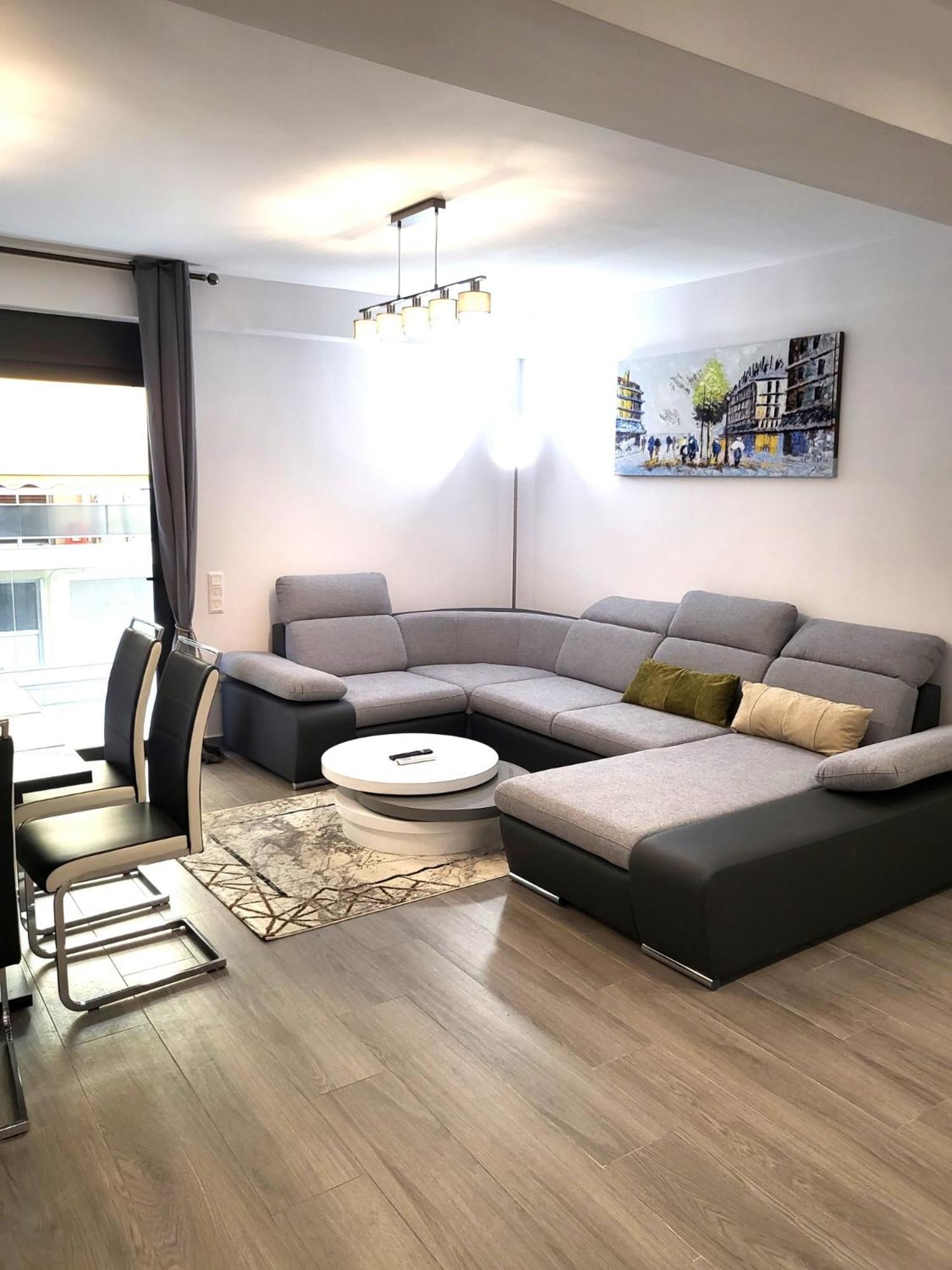 Fabilicious Suites - 2 Apartments- Romantic Jacuzzi & Spacious Family Comfort Athen Exterior foto